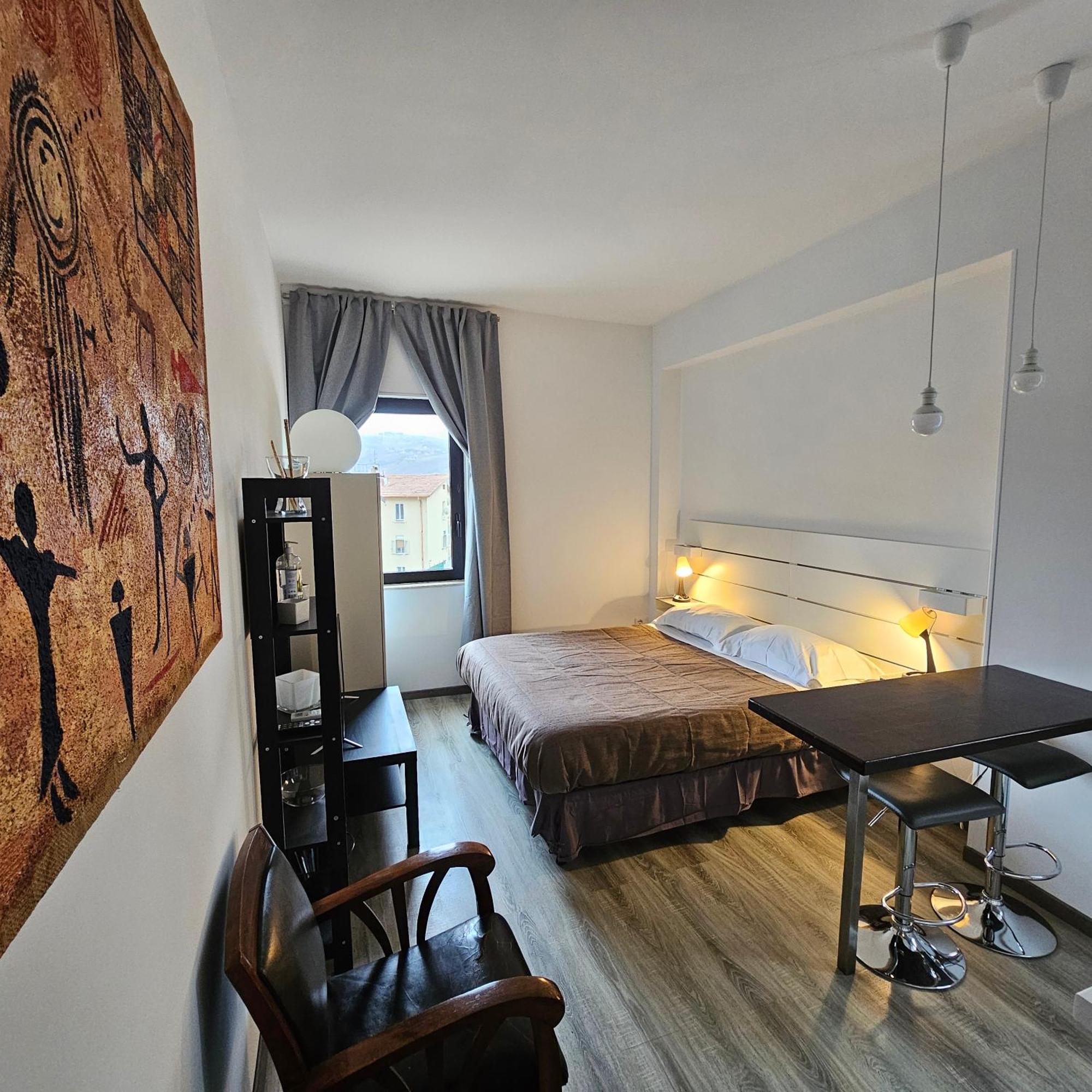 פוטנצה Room & Parking In Centro Citta Con Parcheggio Privato E Wifi מראה חיצוני תמונה