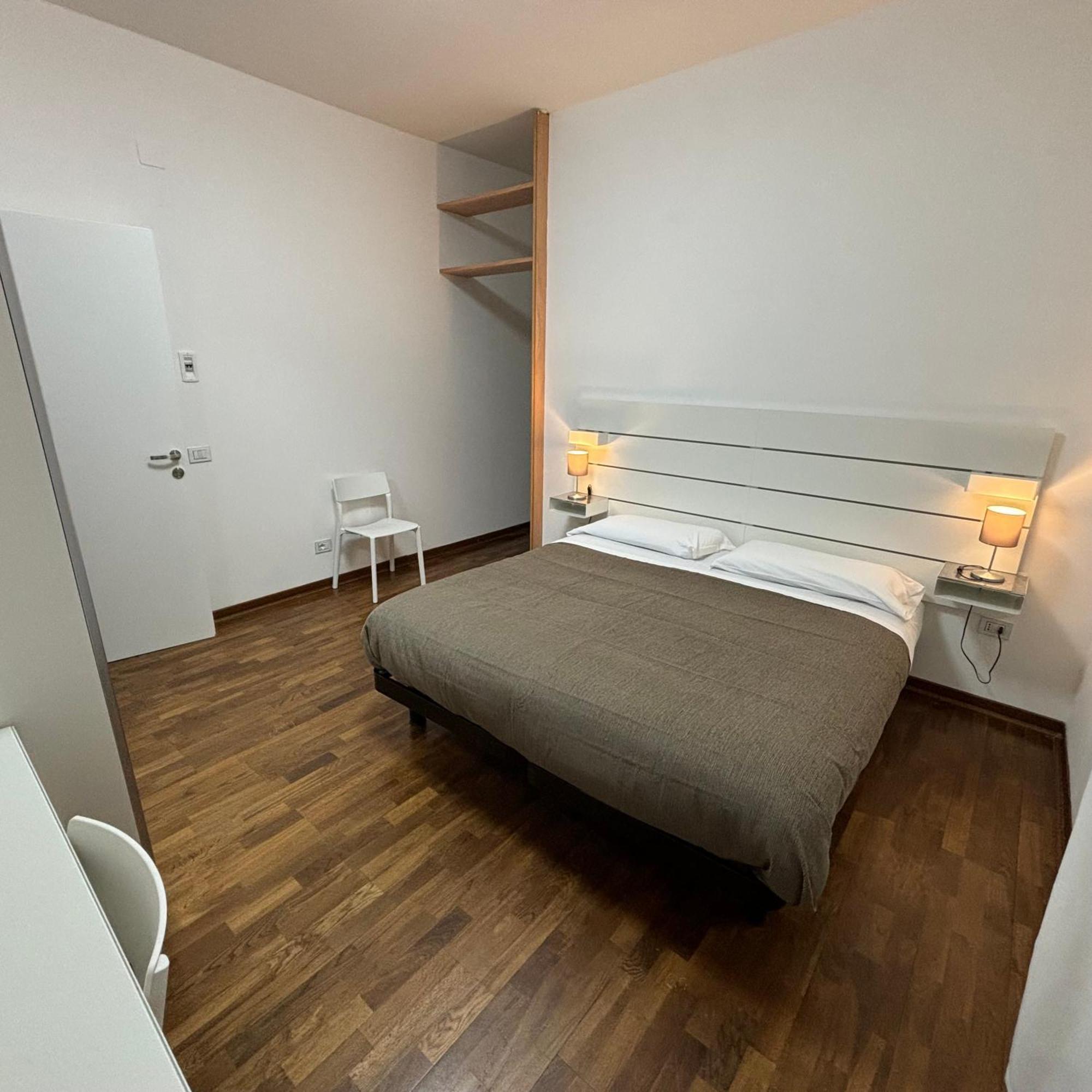 פוטנצה Room & Parking In Centro Citta Con Parcheggio Privato E Wifi מראה חיצוני תמונה