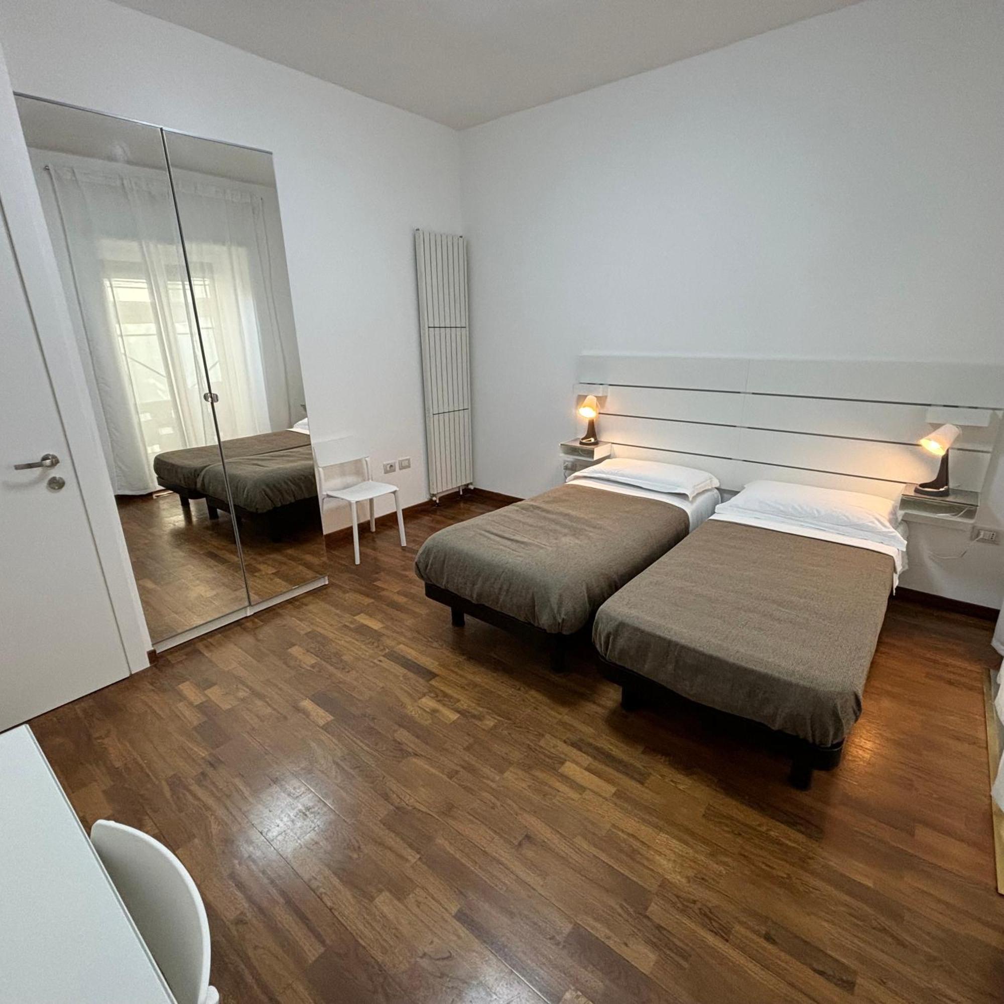 פוטנצה Room & Parking In Centro Citta Con Parcheggio Privato E Wifi מראה חיצוני תמונה