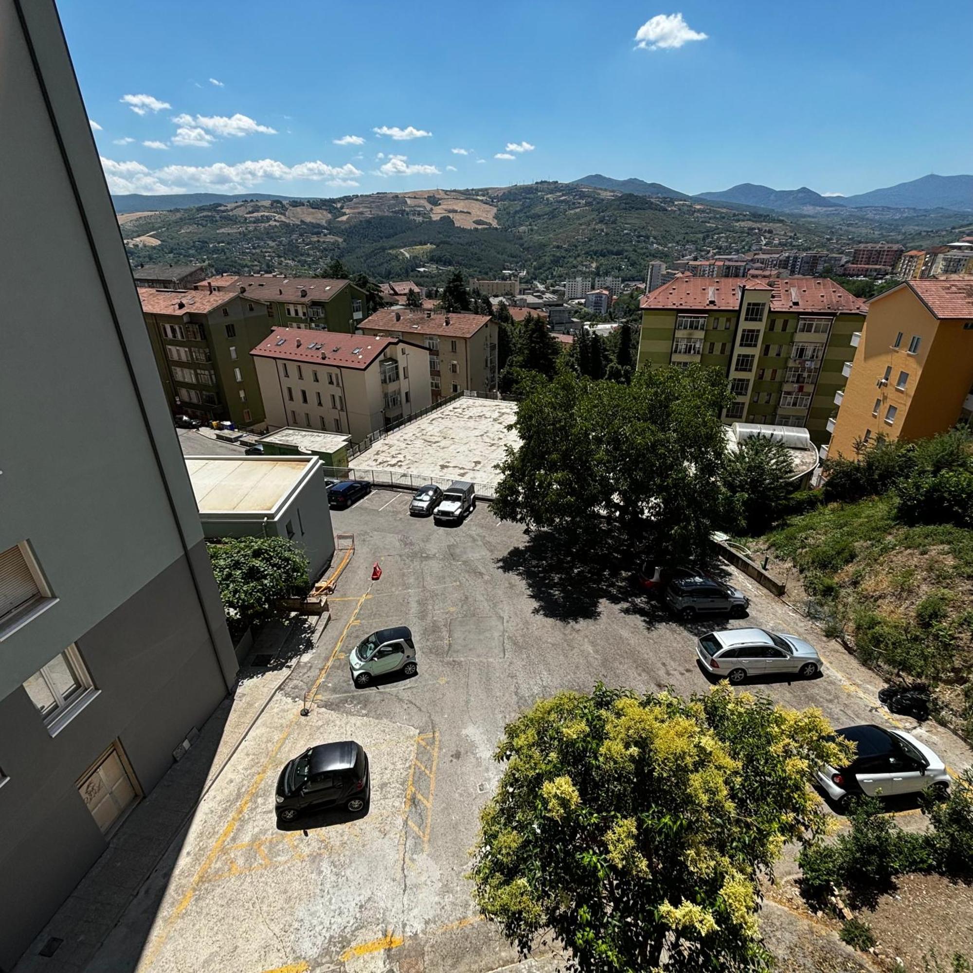 פוטנצה Room & Parking In Centro Citta Con Parcheggio Privato E Wifi מראה חיצוני תמונה