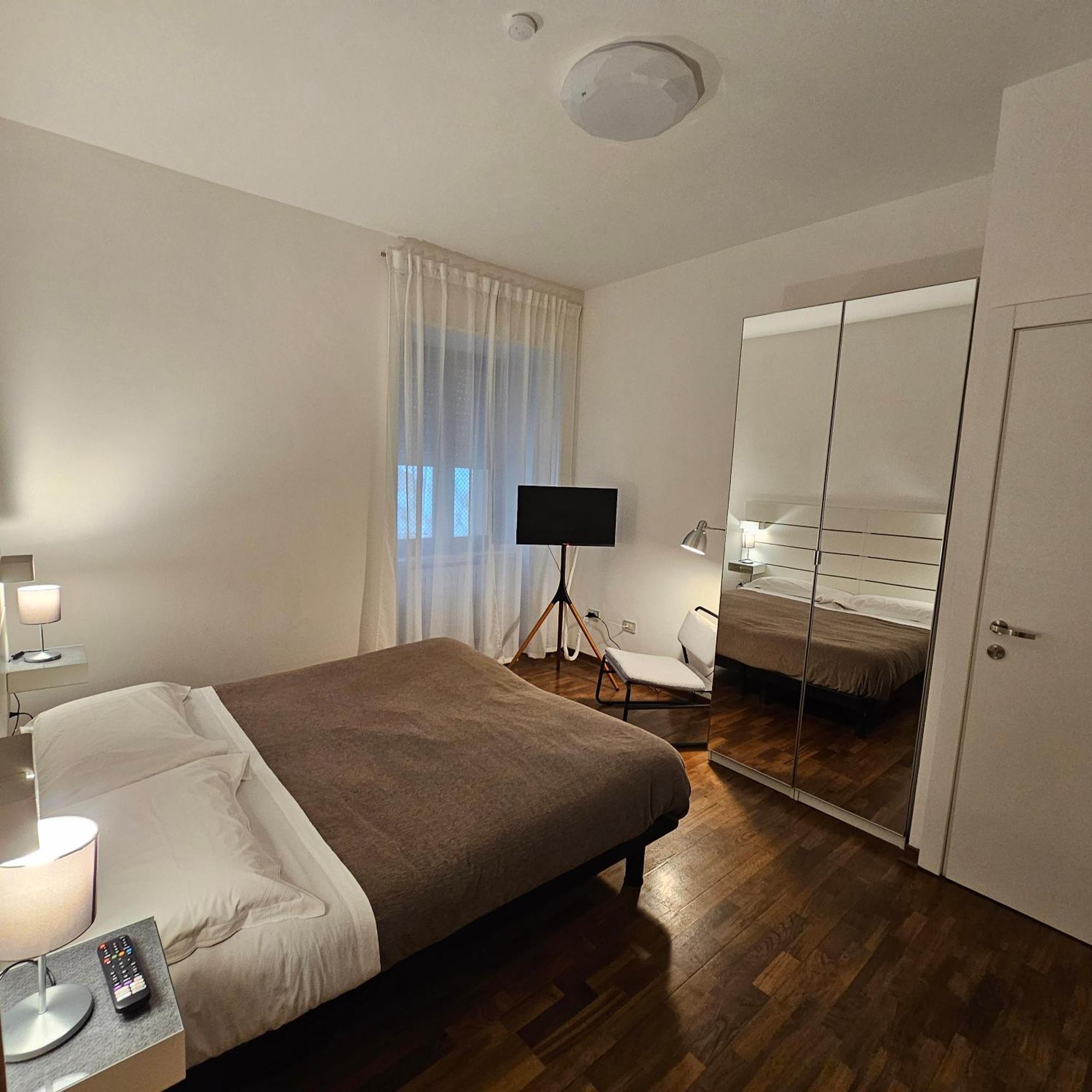 פוטנצה Room & Parking In Centro Citta Con Parcheggio Privato E Wifi מראה חיצוני תמונה