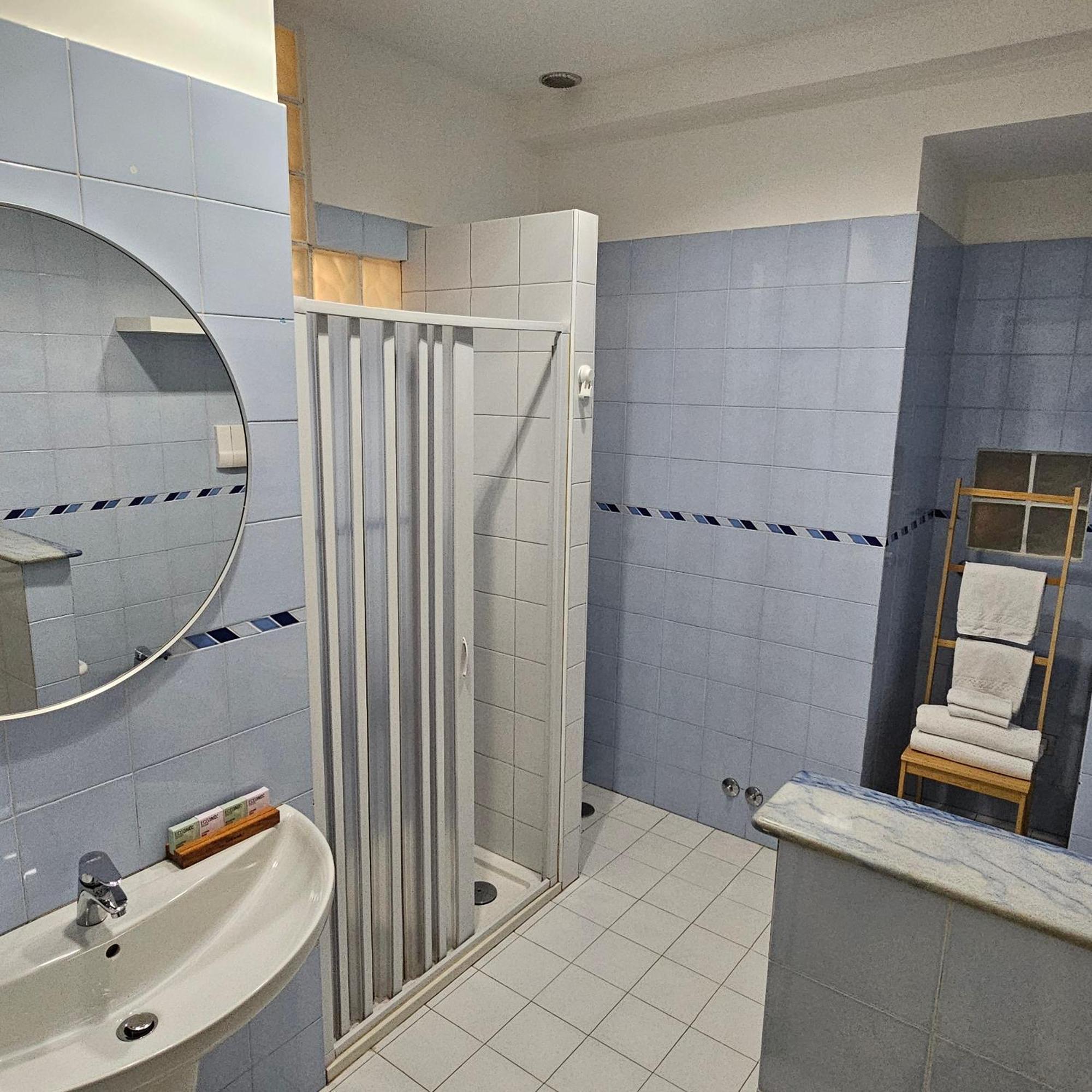 פוטנצה Room & Parking In Centro Citta Con Parcheggio Privato E Wifi חדר תמונה